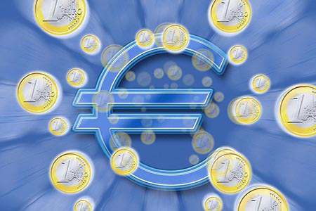 《美白银期货实时走势图分析》